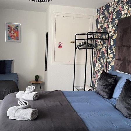 Appartamento Crown Street Getaway Ayr Esterno foto