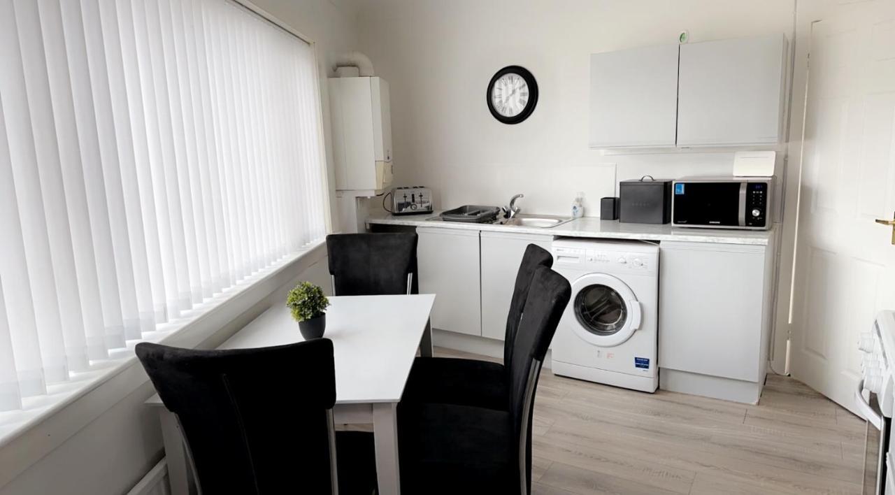 Appartamento Crown Street Getaway Ayr Esterno foto