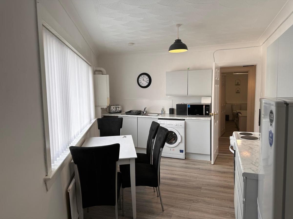 Appartamento Crown Street Getaway Ayr Esterno foto